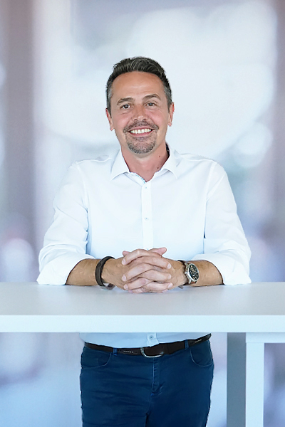 Hugo_Schoder_400x600.jpg