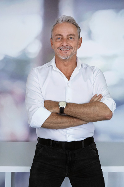 Johnny-Bargigli_400x600.jpg