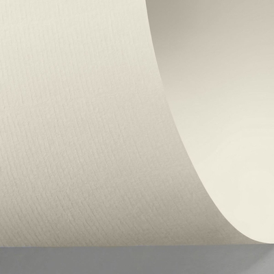 Rives 658 pale cream 220g/m2 700x1000 BE