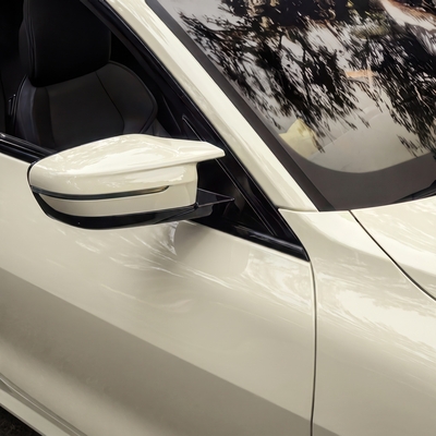 Avery Supreme Wrapping Film Gloss Pearl White Snow 1520mm
