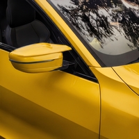 Avery Supreme Wrapping Film Gloss Dark Yellow 1520mm